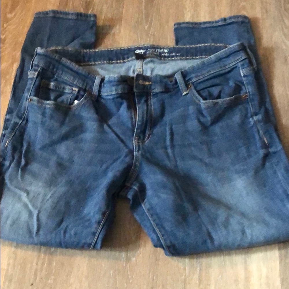 Women’s Gap Jeans in very good condition. Gently